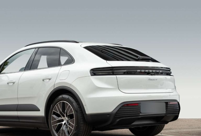 Porsche Macan 4 Electric - photo 2