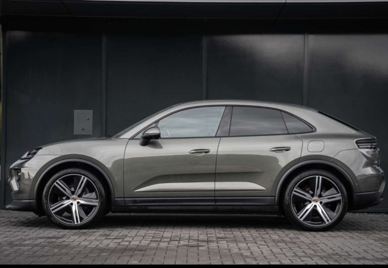 Porsche Macan 4 - photo 3