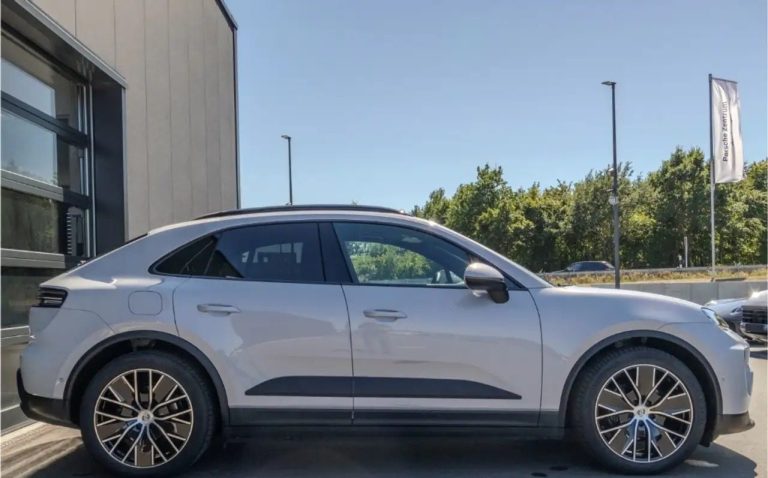 Porsche Macan 4 Electric - photo 6