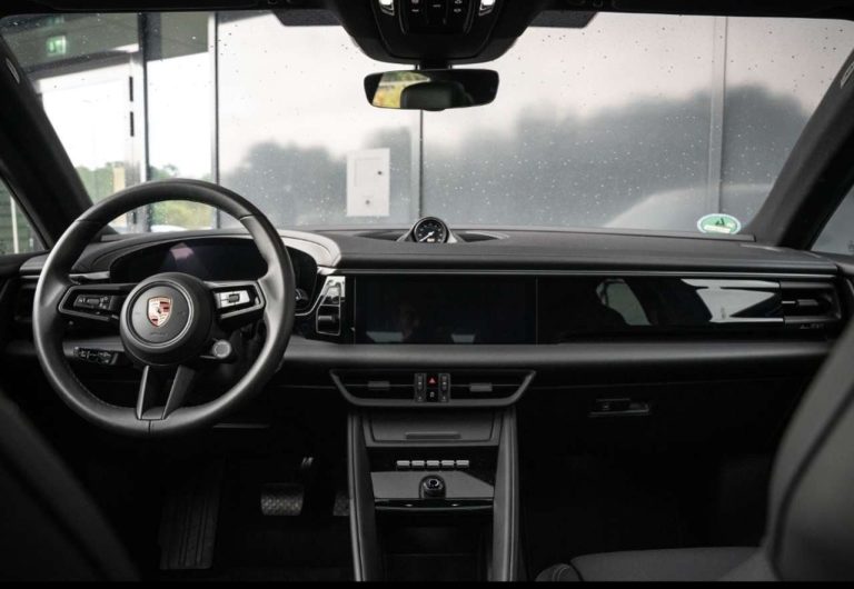 Porsche Macan 4 - photo 7