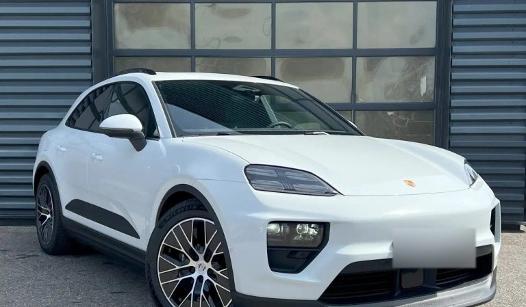 Porsche Macan Electric - photo 8