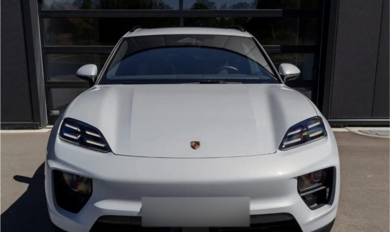 Porsche Macan 4 Electric - photo 8
