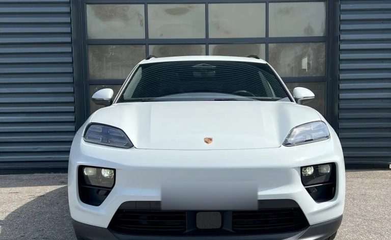 Porsche Macan Electric - photo 9