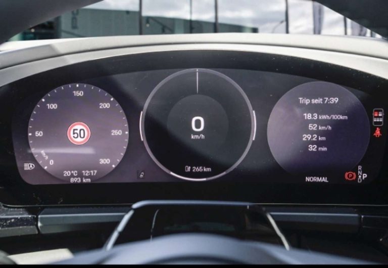 Porsche Macan Électrique - photo 10