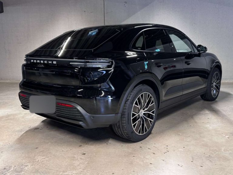Porsche Macan 4 - photo 2