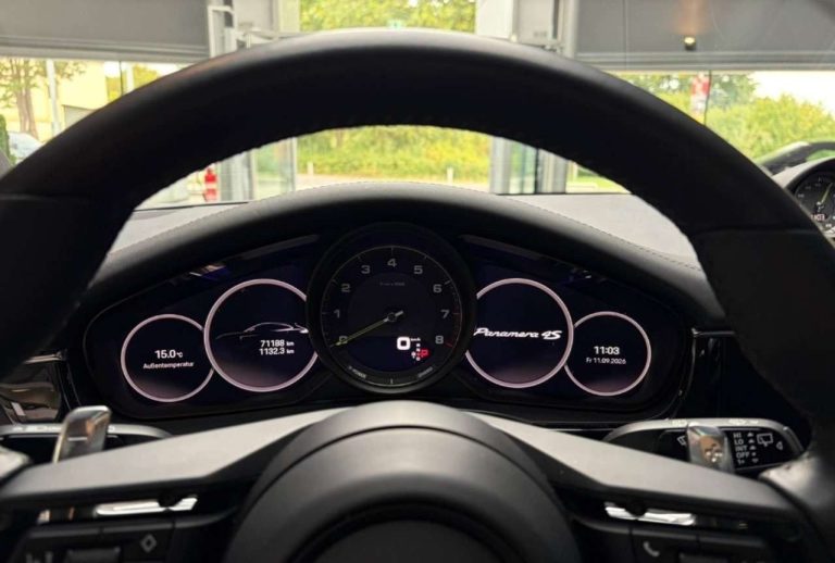 Porsche Panamera 4S E-Hybrid Sport Turismo - photo 12