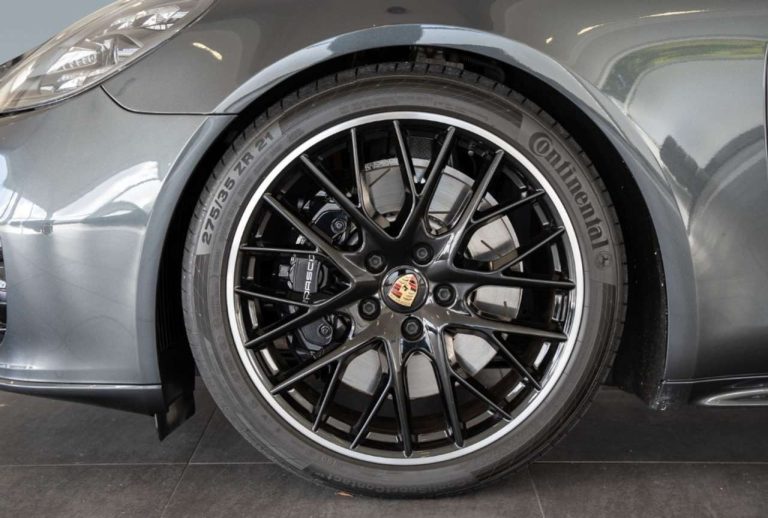Porsche Panamera 4 E-Hybrid - photo 16