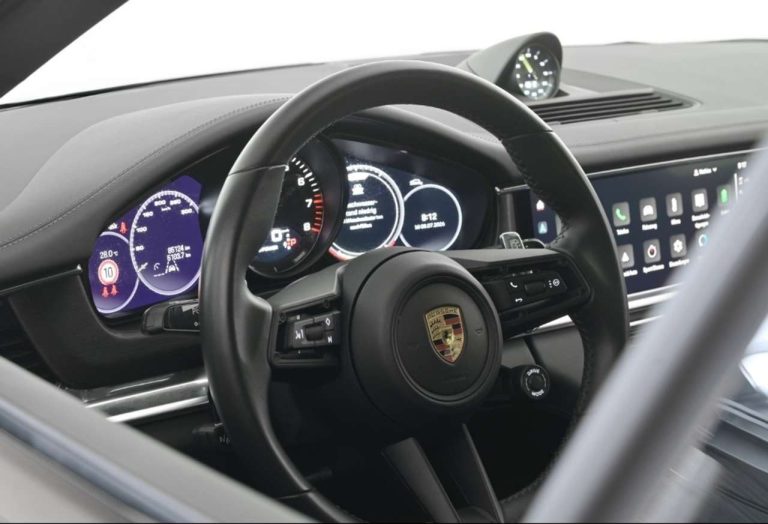 Porsche Panamera 4 E-Hybrid Platinum Edition - photo 7