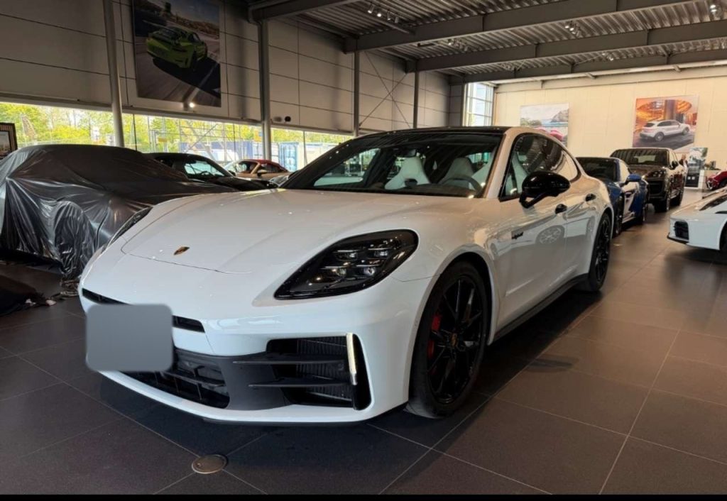 Porsche Panamera 4S E-Hybrid