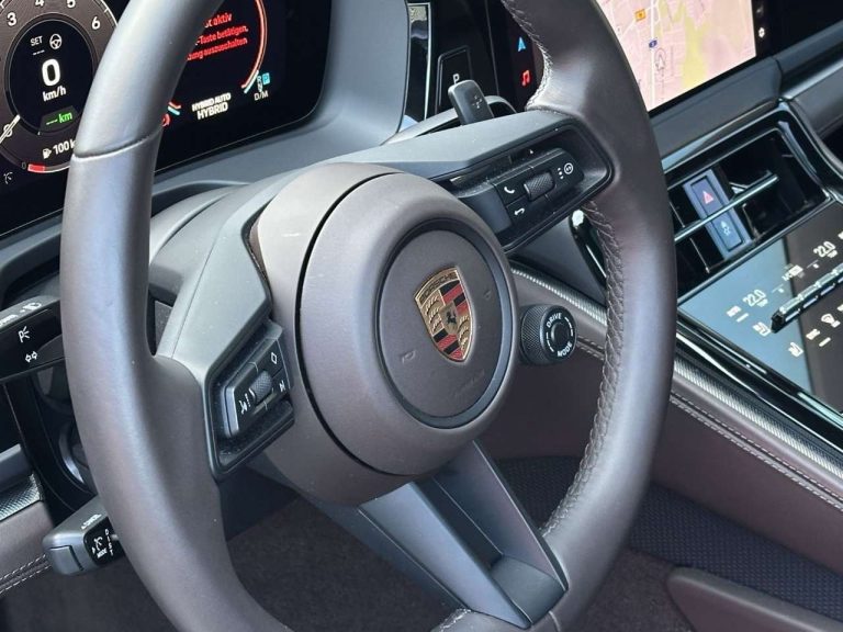 Porsche Panamera 4S E-Hybrid - photo 10