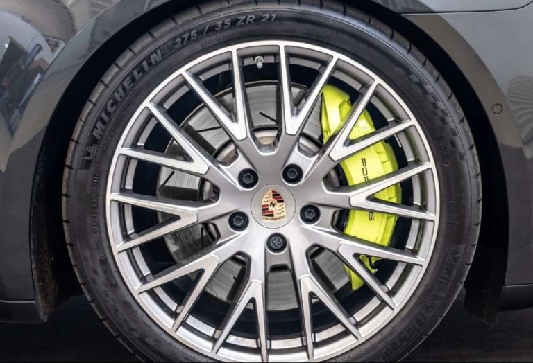 Porsche Panamera 4S E-Hybrid - photo 12
