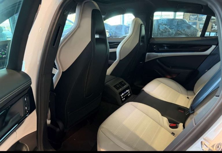 Porsche Panamera 4S E-Hybrid - photo 13