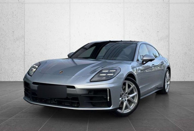 Porsche Panamera 4 E-Hybrid