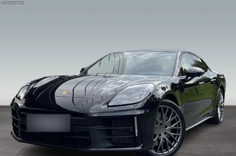 Porsche Panamera 4 E-Hybrid