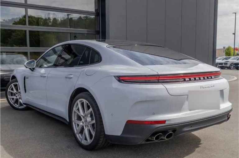Porsche Panamera 4 E-Hybrid - photo 3