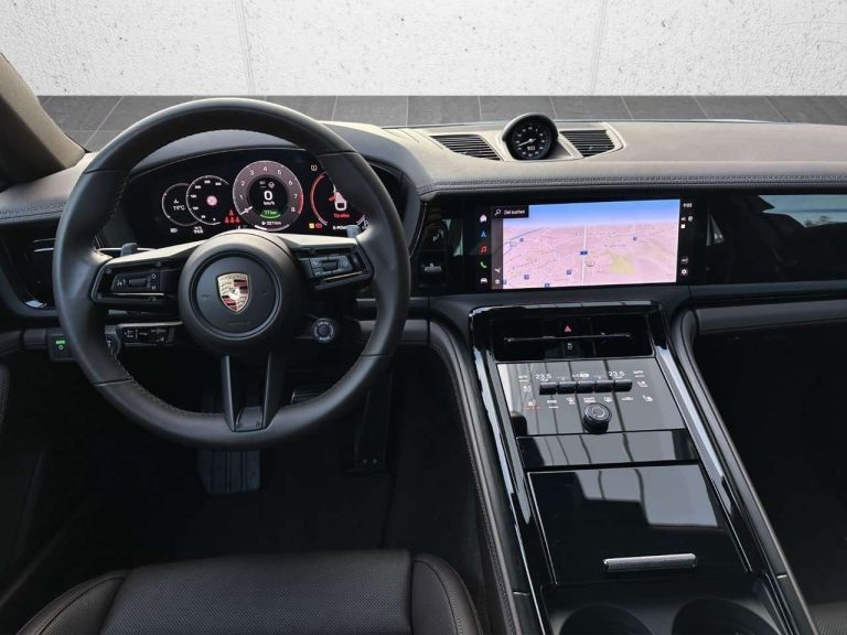 Porsche Panamera 4 E-Hybrid - photo 7