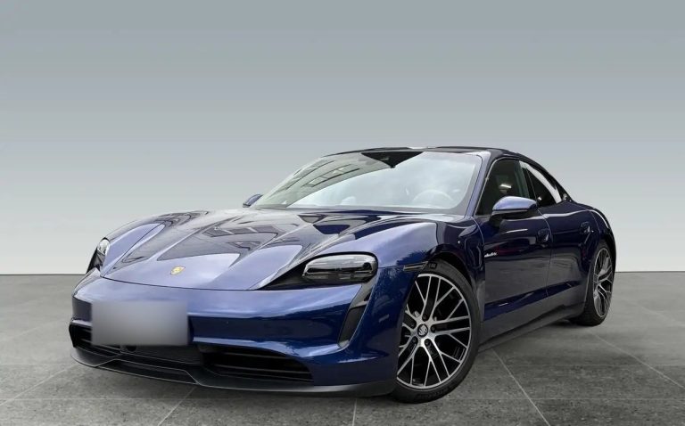Porsche Taycan 4S