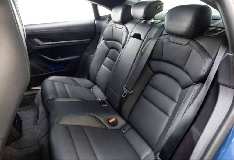 Porsche Taycan Turbo - photo 12