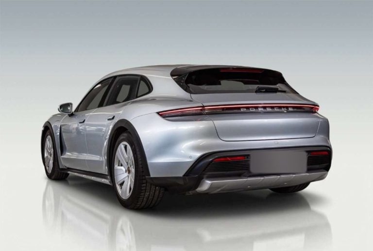 Porsche Taycan 4 Cross Turismo - photo 2