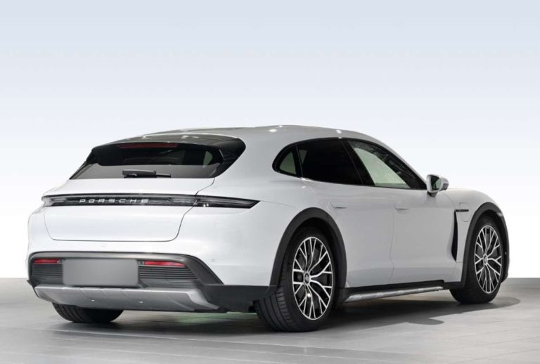 Porsche Taycan 4 Cross Turismo - photo 2