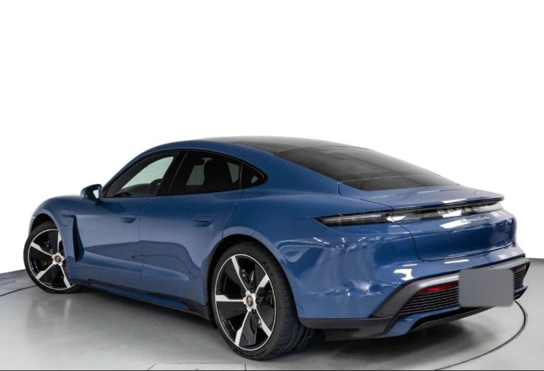 Porsche Taycan Turbo - photo 2