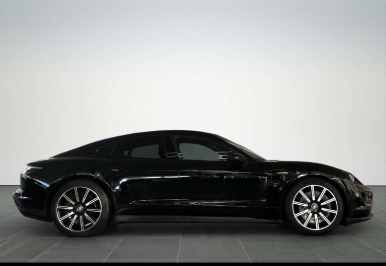 Porsche Taycan Performance Battery Plus - photo 6