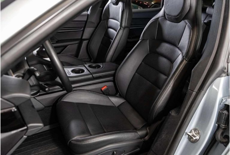 Porsche Taycan 4 Cross Turismo - photo 8