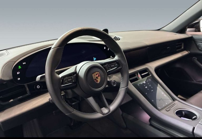 Porsche Taycan Pack Sport Chrono - photo 11