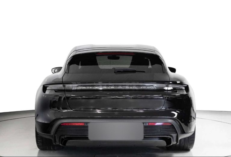 Porsche Taycan GTS Sport Turismo - photo 7