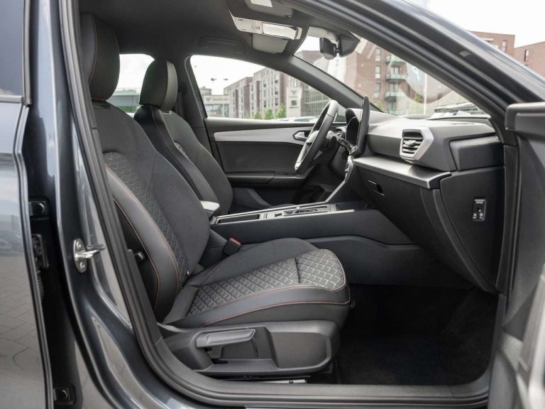 Seat Leon 1.5 eTSI DSG FR - photo 5