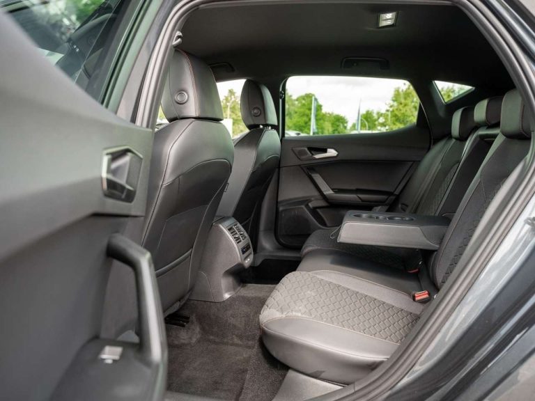 Seat Leon 1.5 eTSI DSG FR - photo 6
