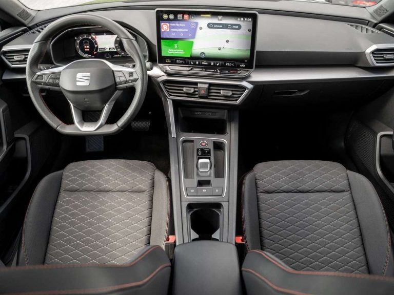 Seat Leon 1.5 eTSI DSG FR - photo 7