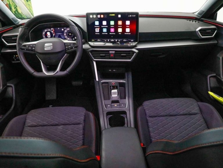 Seat Leon Sportstourer 2.0 TDI DSG FR - photo 7