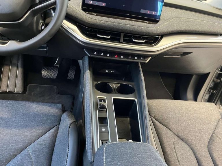 Skoda Elroq 60 Loft - photo 11