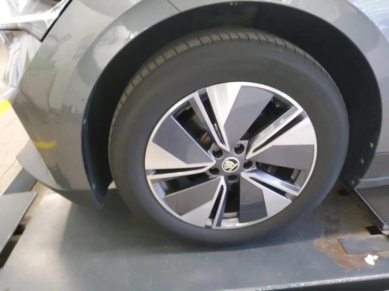 Skoda Enyaq iV 80 Loft - photo 5