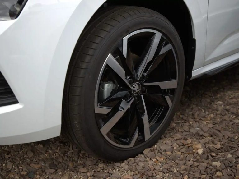 Skoda Kamiq Monte Carlo 1.0 TSI - photo 8