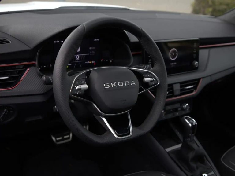 Skoda Kamiq Monte Carlo 1.0 TSI - photo 9