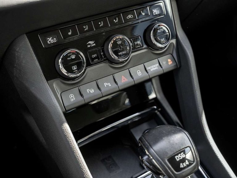 Skoda Karoq 2.0 TDI 4×4 DSG Style - photo 6