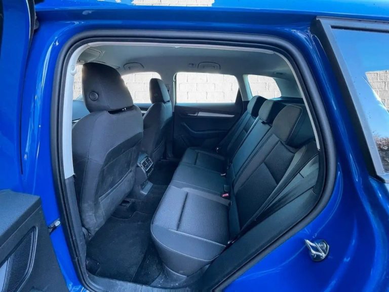 Skoda Karoq 2.0 TDI DSG Tour 4×4 - photo 12