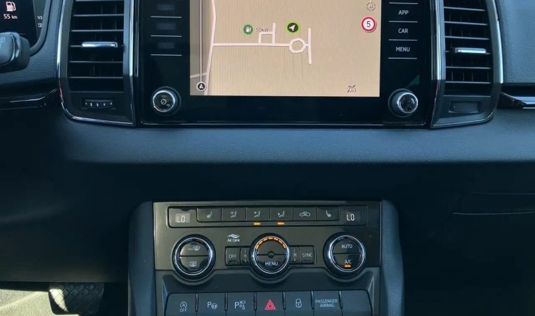 Skoda Karoq 1.5 TSI DSG Selection - photo 11