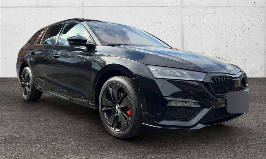 Skoda Octavia Combi 1.4 TSI iV RS