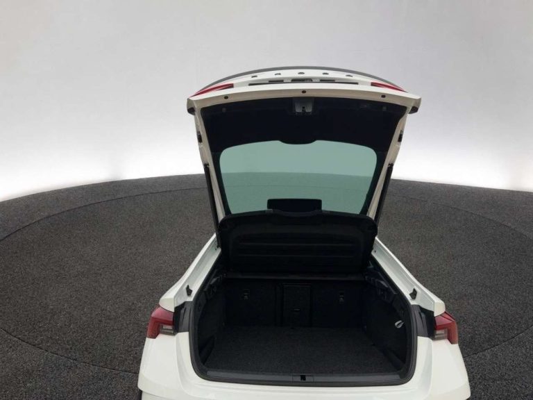 Skoda Octavia 1.4 TSI iV RS - photo 11