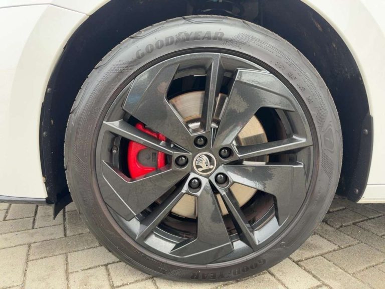 Skoda Octavia 1.4 TSI iV RS - photo 12