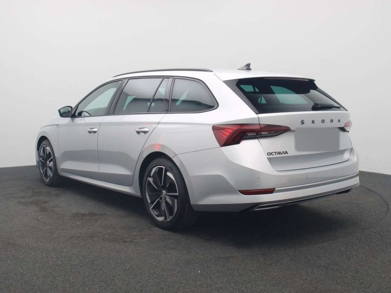 Skoda Octavia Combi Sportline 2.0 TDI DSG - photo 2