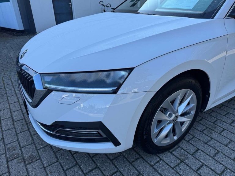 Skoda Octavia Combi 1.5 eTSI DSG Style - photo 4