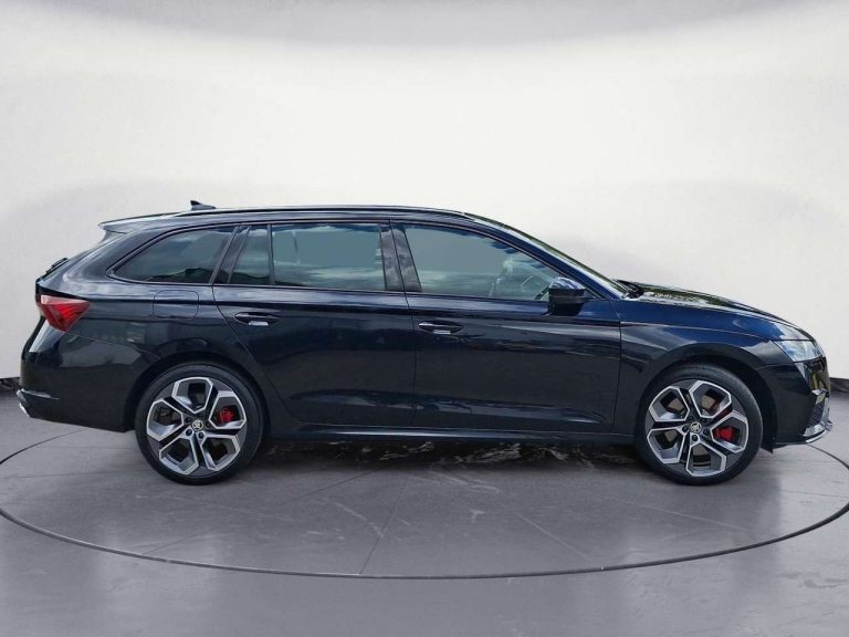 Skoda Octavia Combi RS 1.4 TSI iV DSG - photo 4