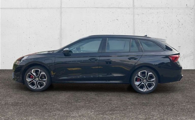 Skoda Octavia Combi 1.4 TSI iV RS - photo 6
