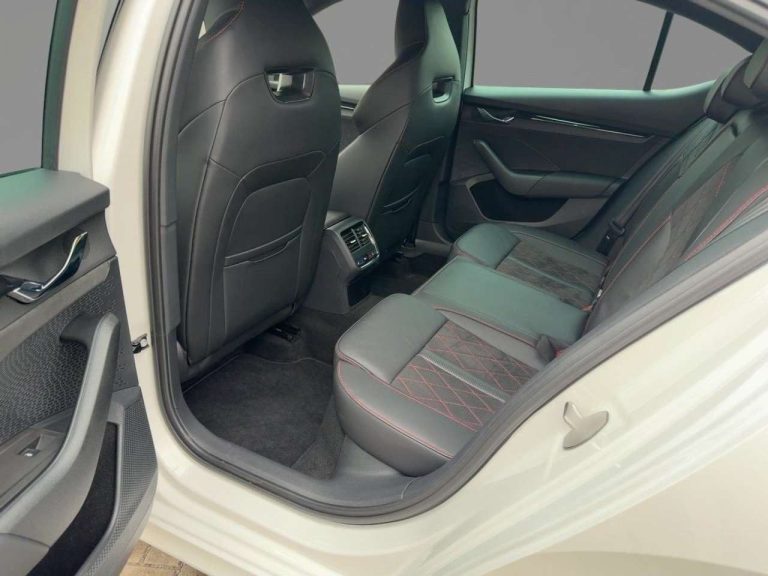 Skoda Octavia 1.4 TSI iV RS - photo 7