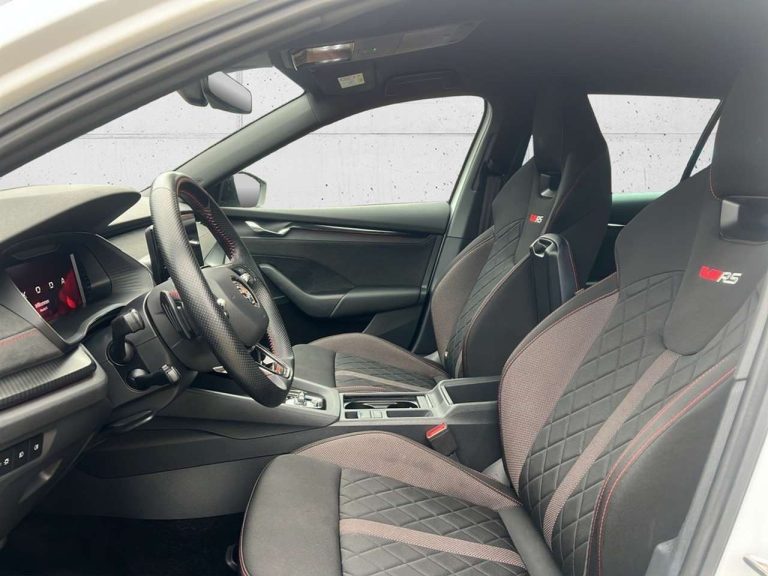 Skoda Octavia Combi RS 1.4 TSI iV - photo 8