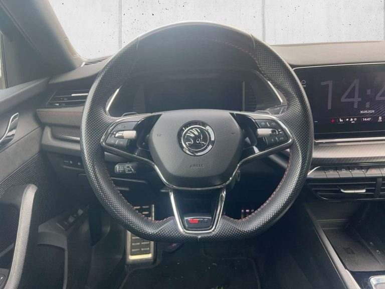 Skoda Octavia Combi 1.4 TSI iV RS - photo 8